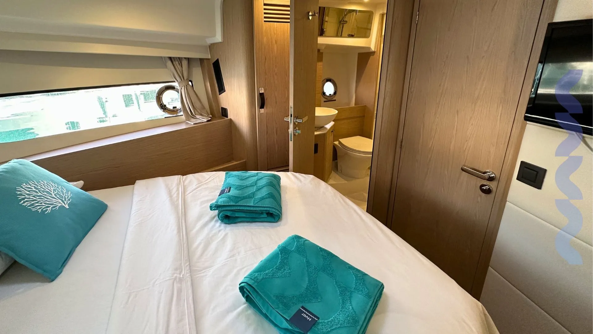 swift trawler 37 - premijera 2026 - slika 19