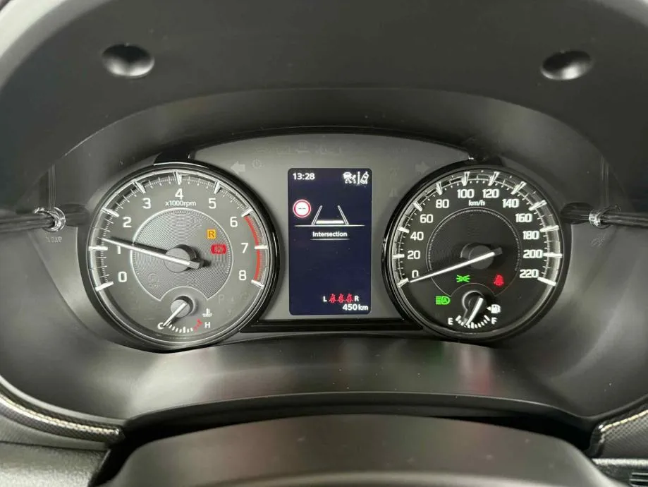 suzuki vitara 1,4 glx elegance 2wd - demo automobil - slika 11