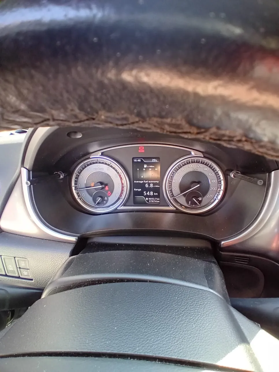 suzuki vitara 1.4 hybrid - slika 11