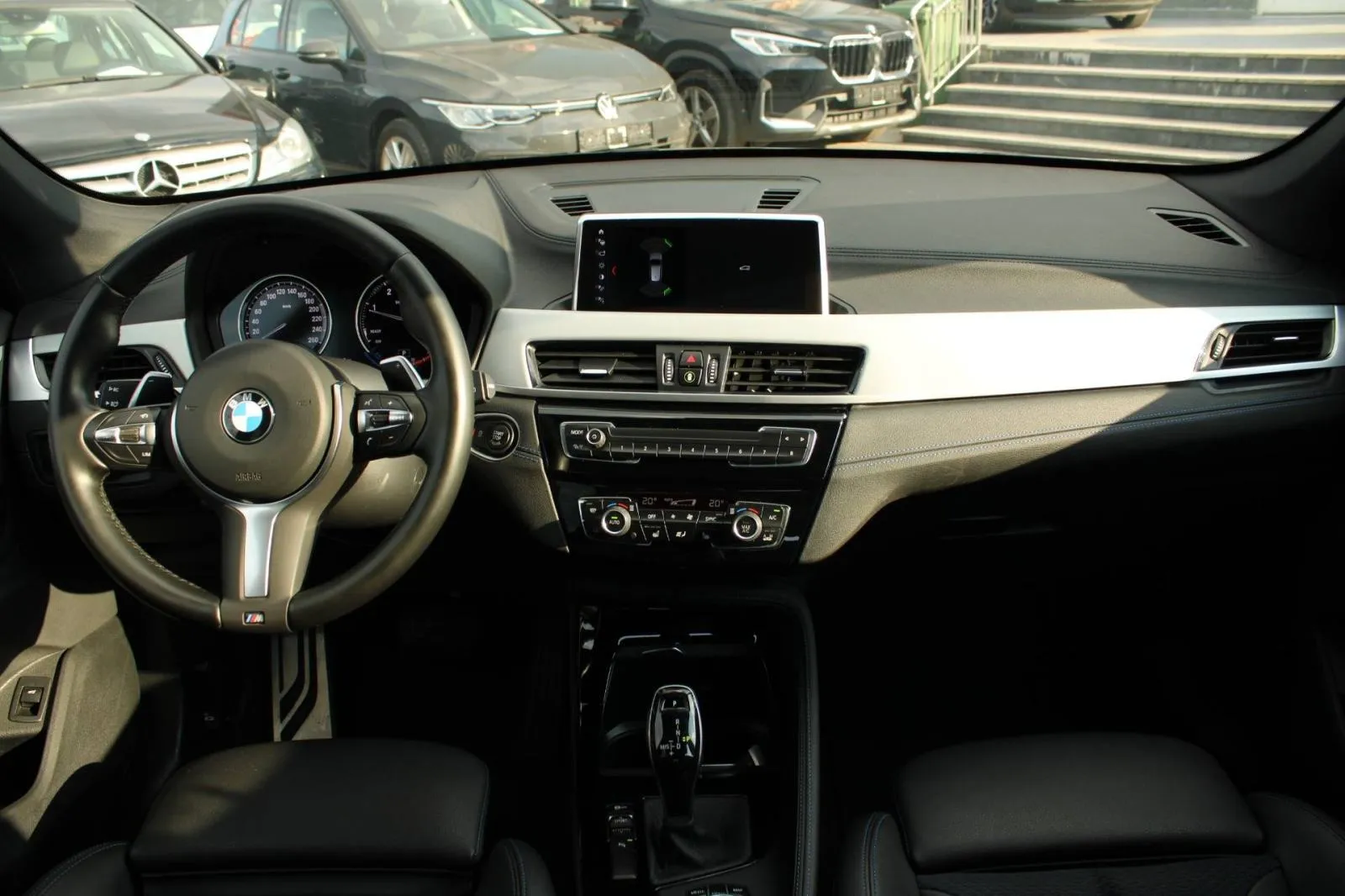bmw x1 18d automatik ///m paket *led,navigacija,kamera* - slika 13