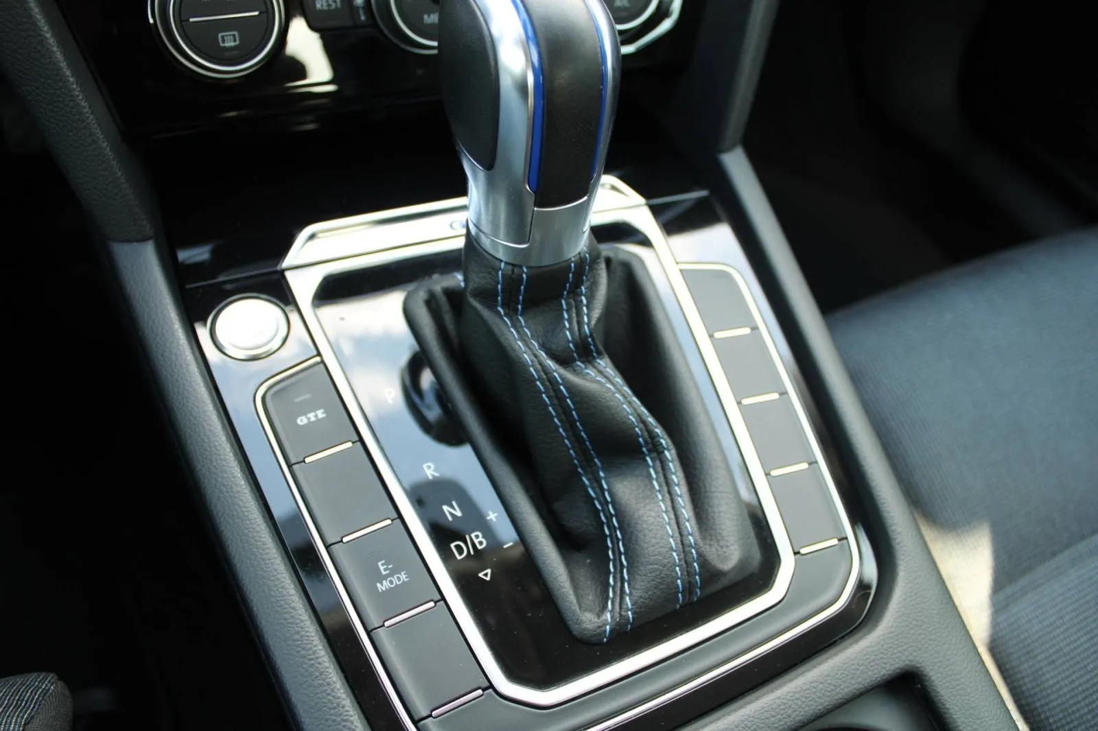 vw passat gte dsg plug-in hybrid *led, navigacija* - slika 9