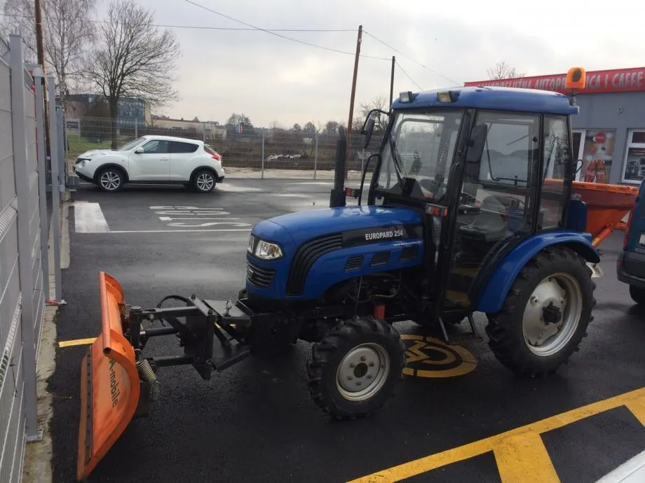traktor europard foton - slika 2