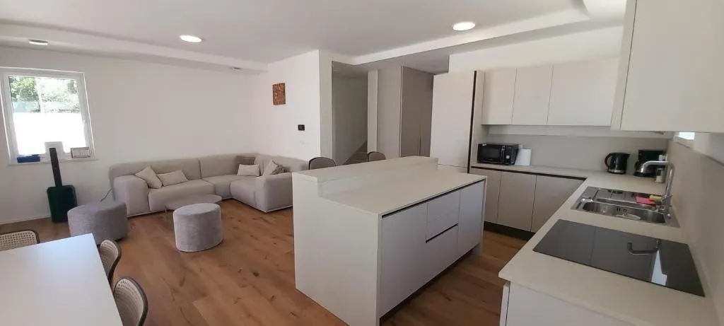 umag-moderna villa sa bazenom samo 900 m od plaže na prodaji (prodaja) - slika 6