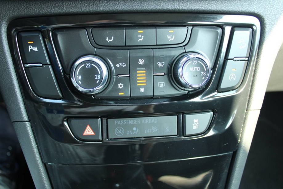 opel mokka 1.4 turbo 140ks 4x4 *navigacija* kamera* - slika 16