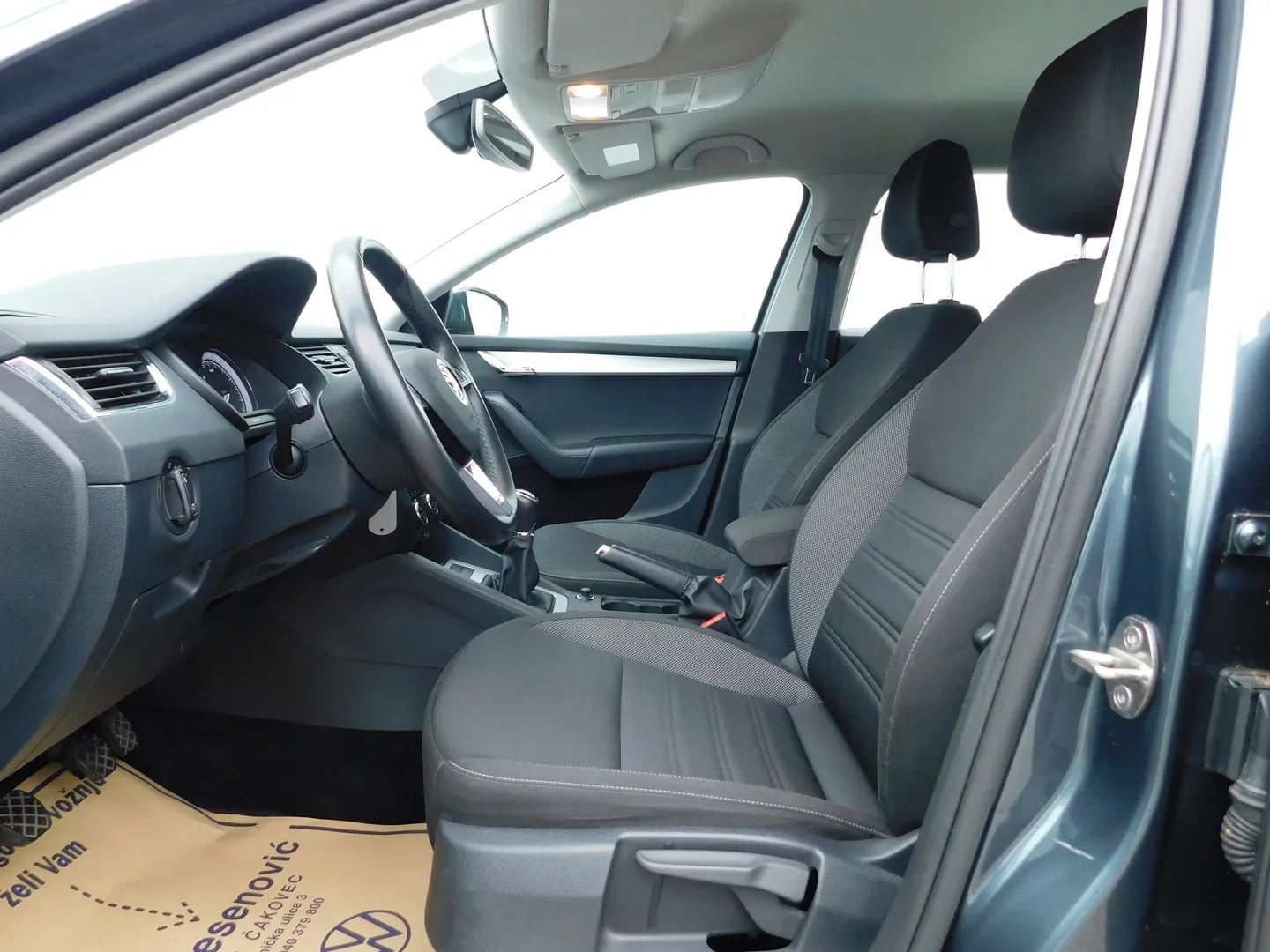 11451 škoda octavia combi ambition 1.6 tdi - slika 7
