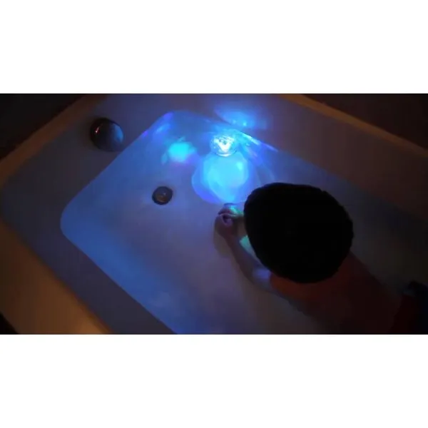 led zabava u kadi za klince - slika 3