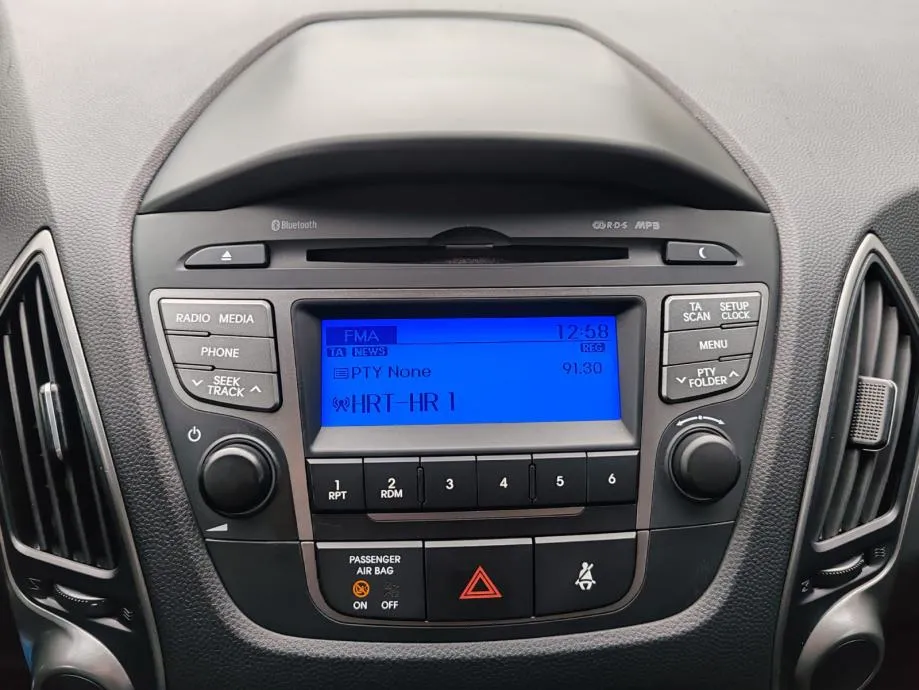 hyundai ix35 1,7 crdi , 110 000 km, 2015g. kartice 24/36 rata - slika 14