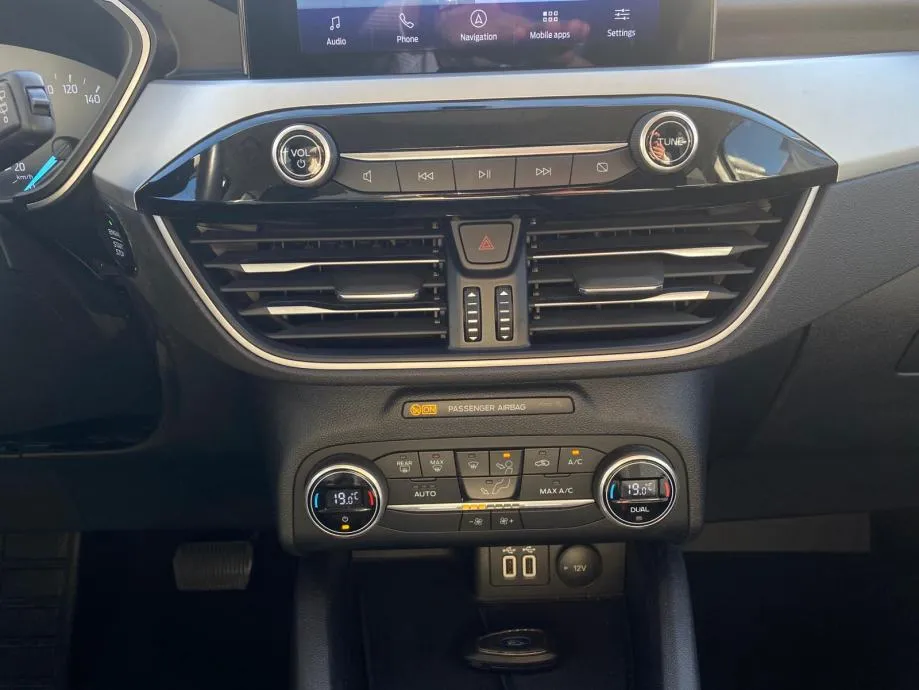 ford kuga 1,5 ecoblue automatik 4xgarancije - slika 18
