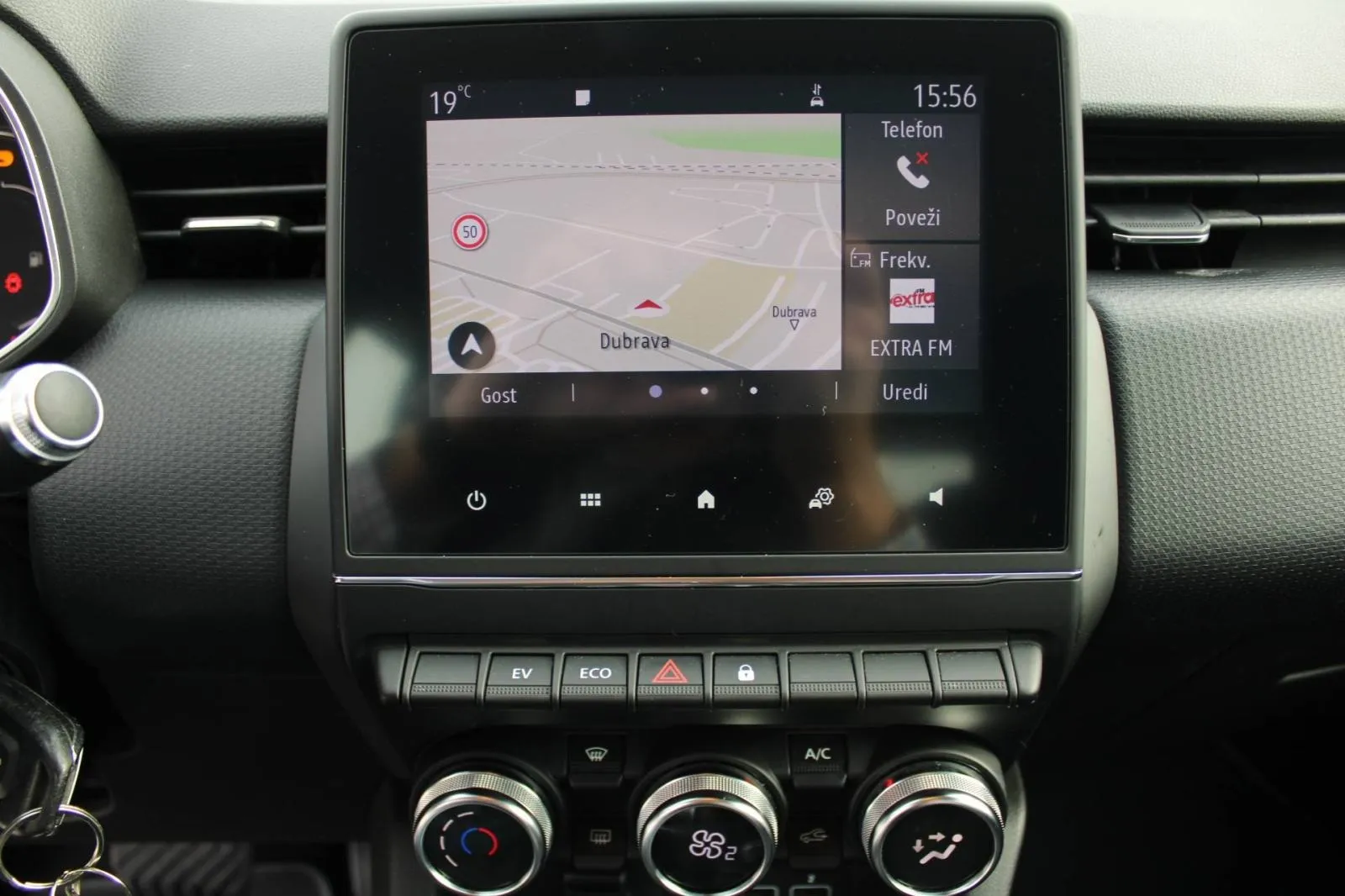 renault clio 1.6 e-tech hybrid automatik - slika 12
