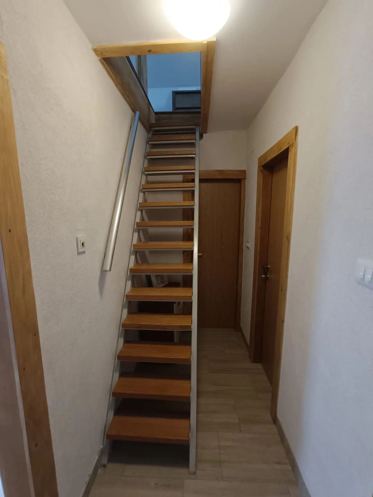 vikendica pored korane - slika 11