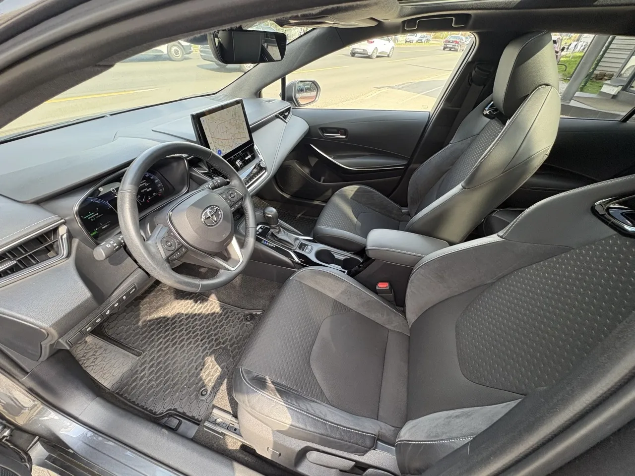 toyota corolla ts hybrid 1,8 vvt-i executive aut. - slika 13