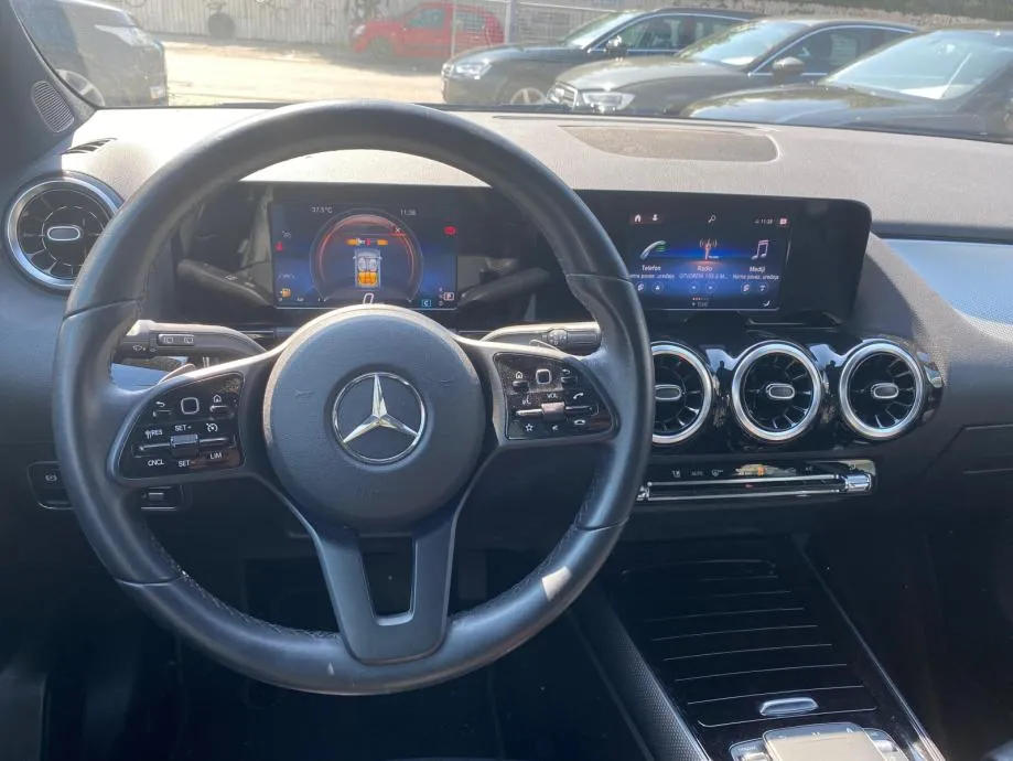 mercedes-benz gla 200d 4matic 4xgarancija - slika 13