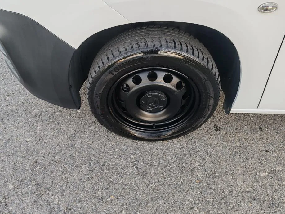 citroen berlingo, 2019 god, 260000km kartice 24/36 rata, 2019 god. - slika 10