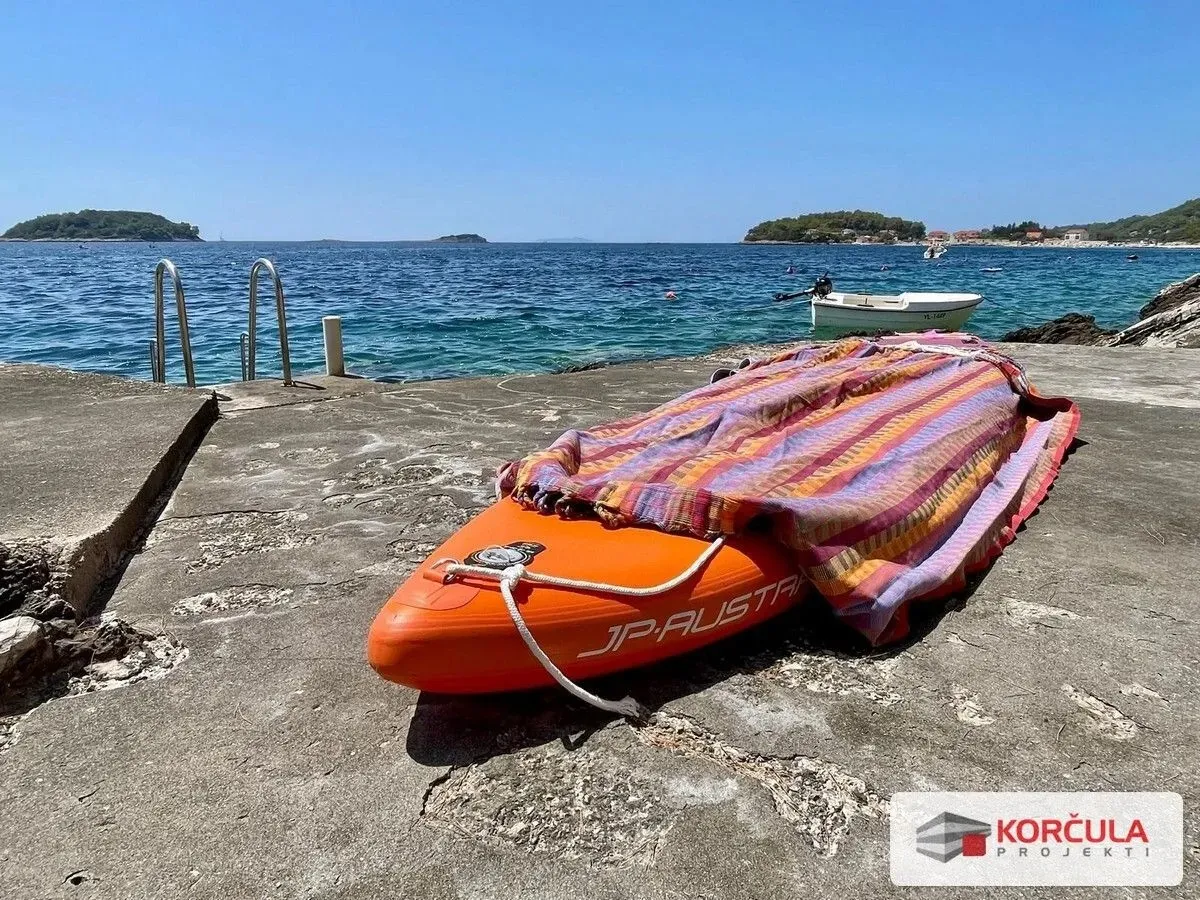 kuća na prodaju - blato - slika 22