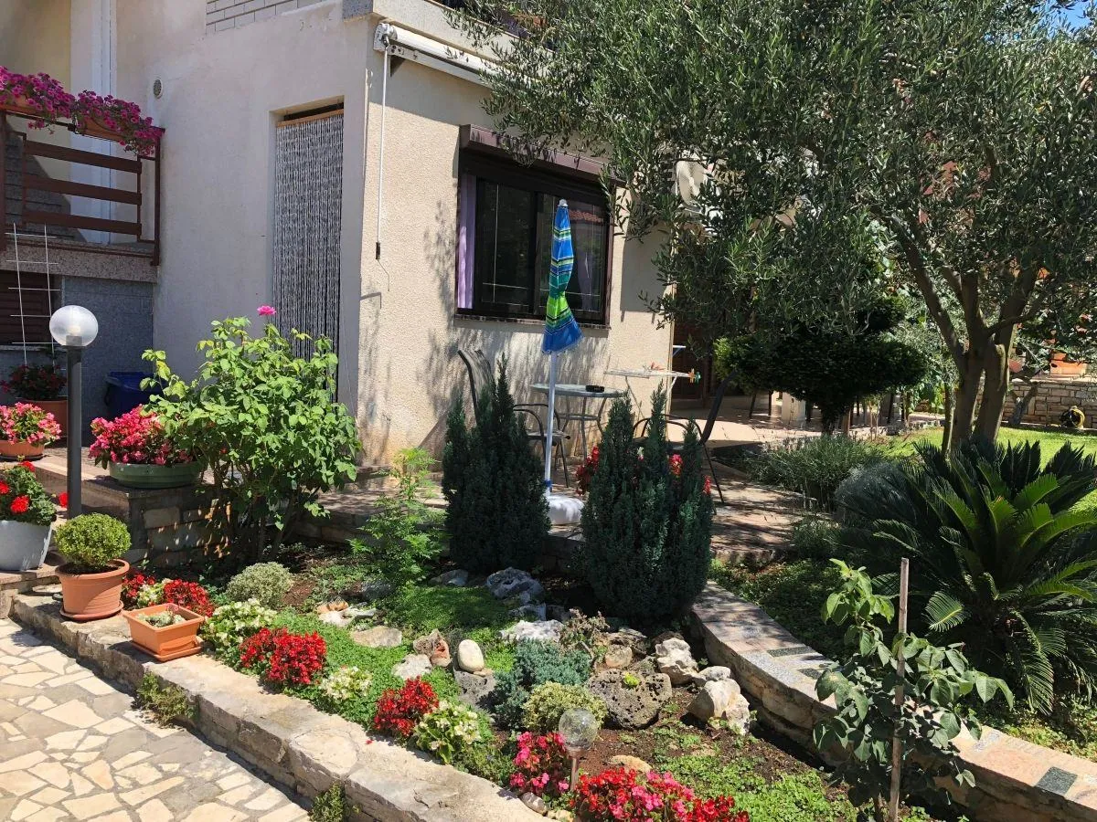 novigrad-apartmanska kuća na prodaji (prodaja) - slika 16