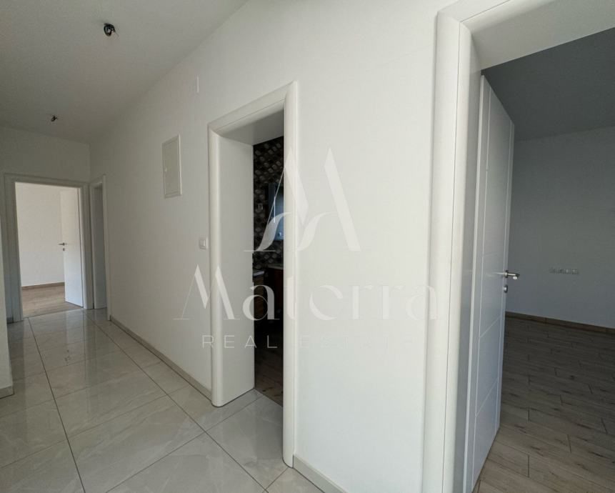 vodice, pethouse 3-soban sa krovnom terasom, blizina plaže - slika 12