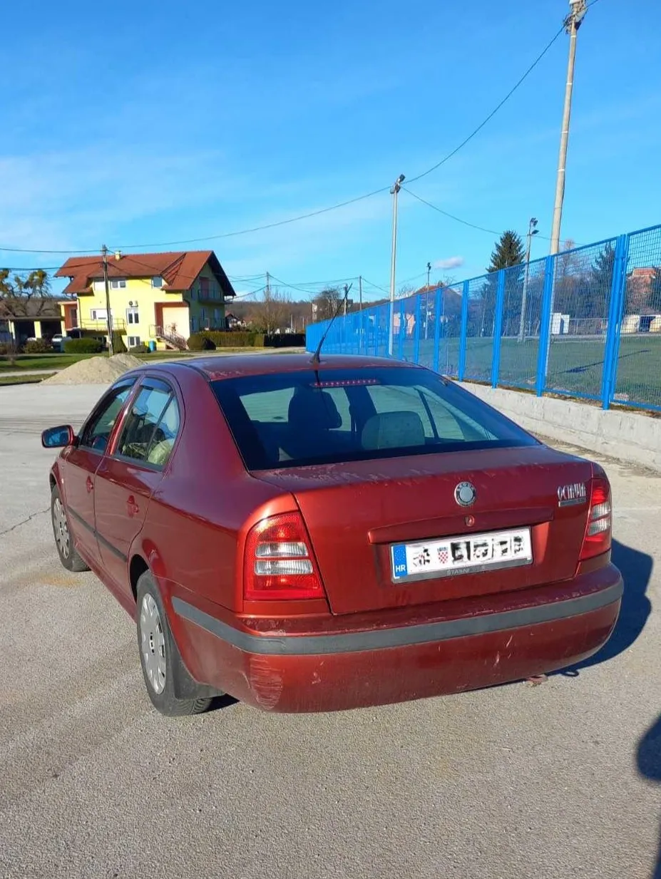 škoda octavia 1.6i benzin i plin - slika 11