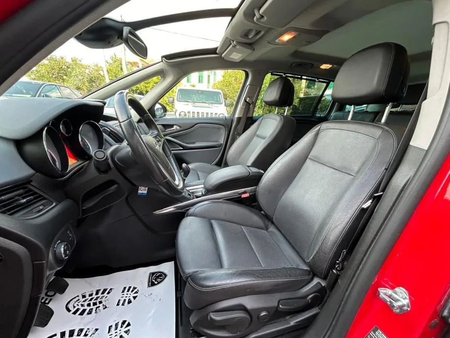 opel zafira 2,0 cdti - 145.000km - full - servisna - reg 1 god!! - slika 9