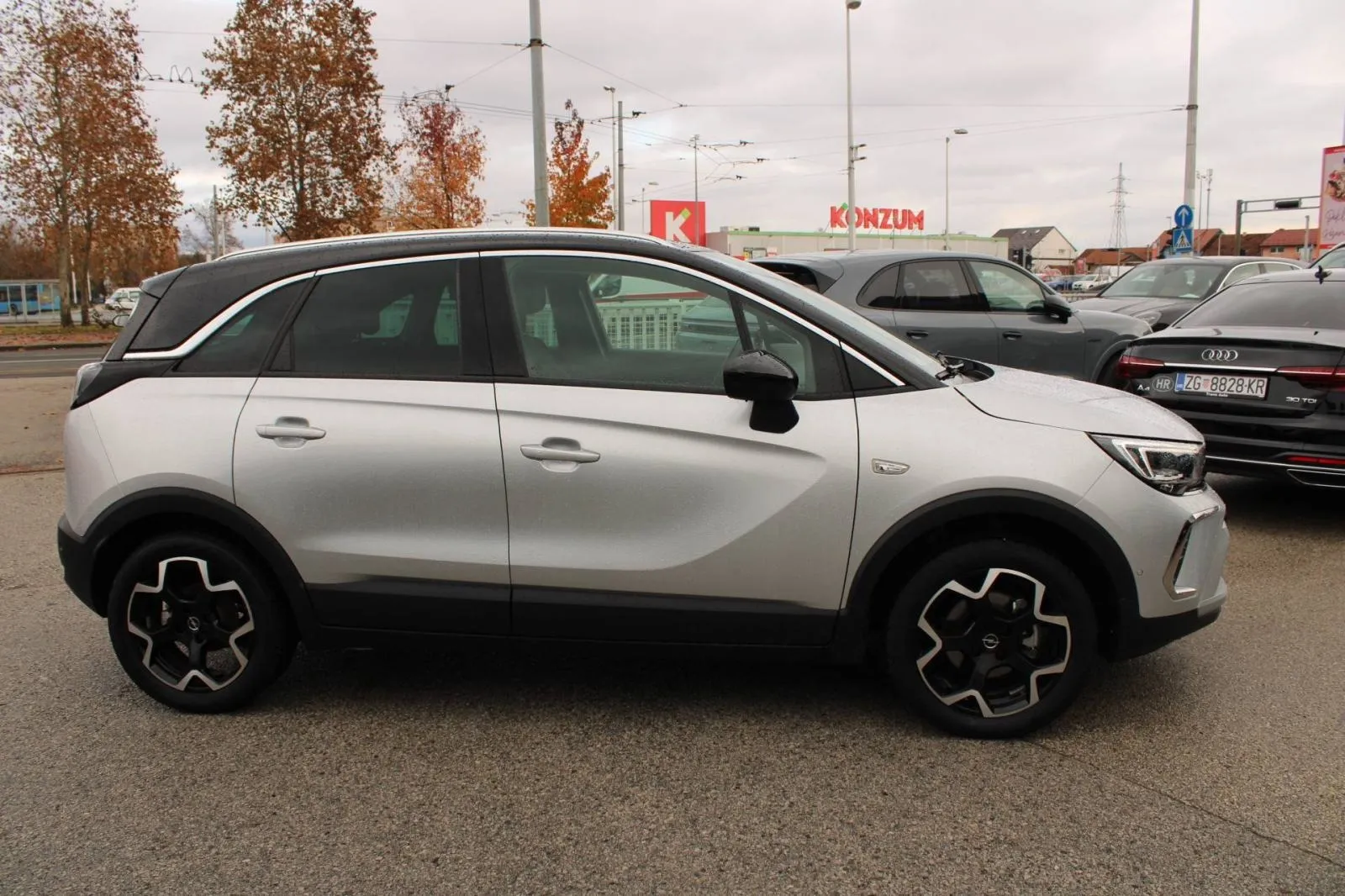 opel crossland 1.2 turbo ultimate *led, navigacija, kamera* - slika 4