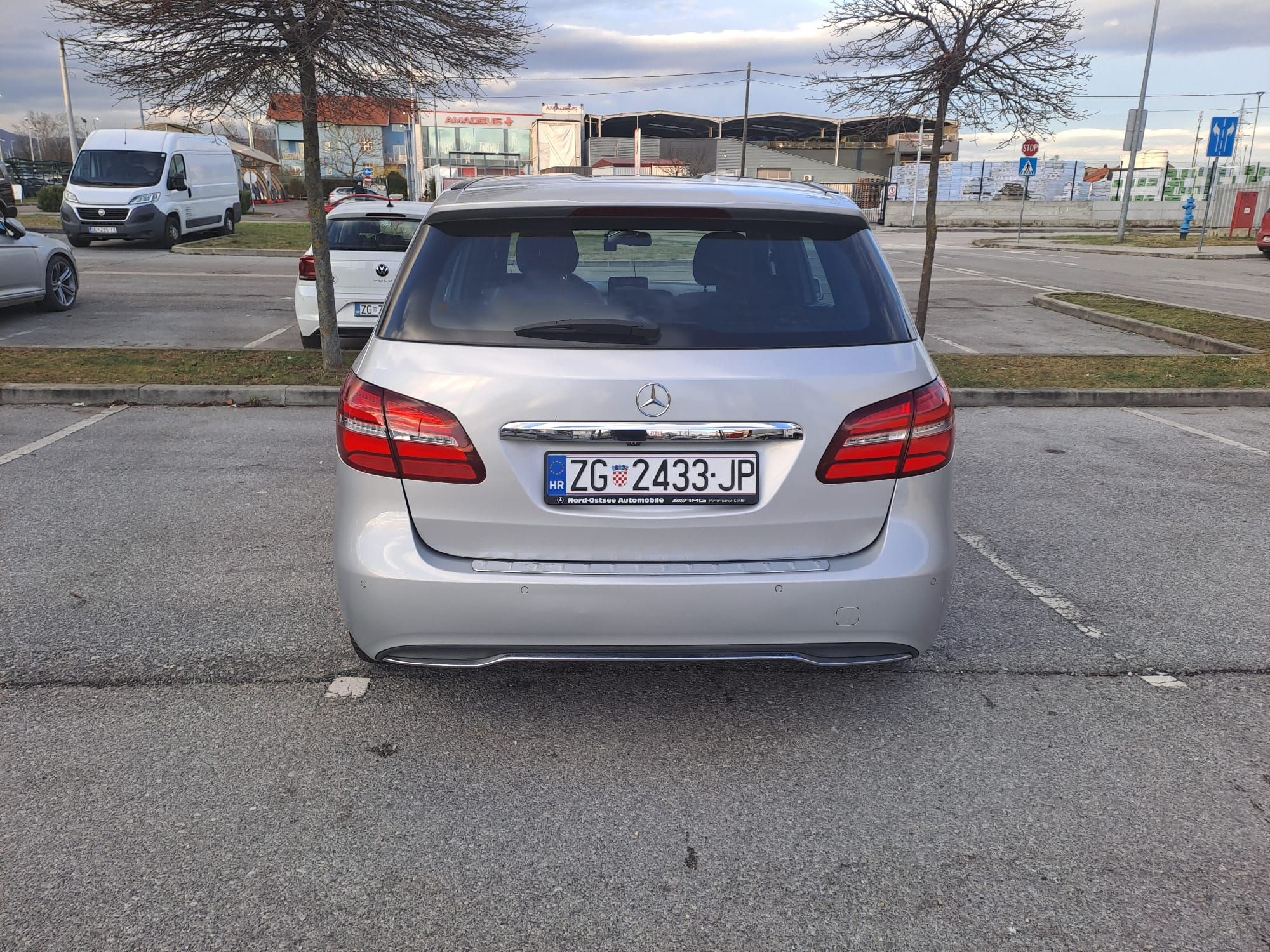 mercedes-benz b-klasa 180 cdi,80kw, navi,kamera - slika 7