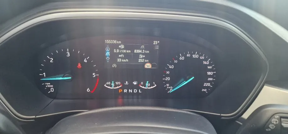 ford focus 1.5 tdci - automatik - 2022 - redizajn - navi - reg 1 god ! - slika 13