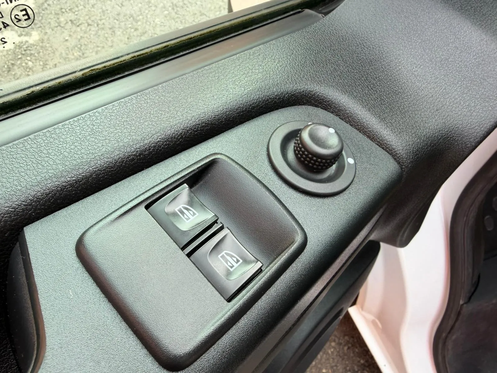 renault trafic 2.0 dci 120 •2021•kamera•l2h1•leasingbezučešća - slika 11