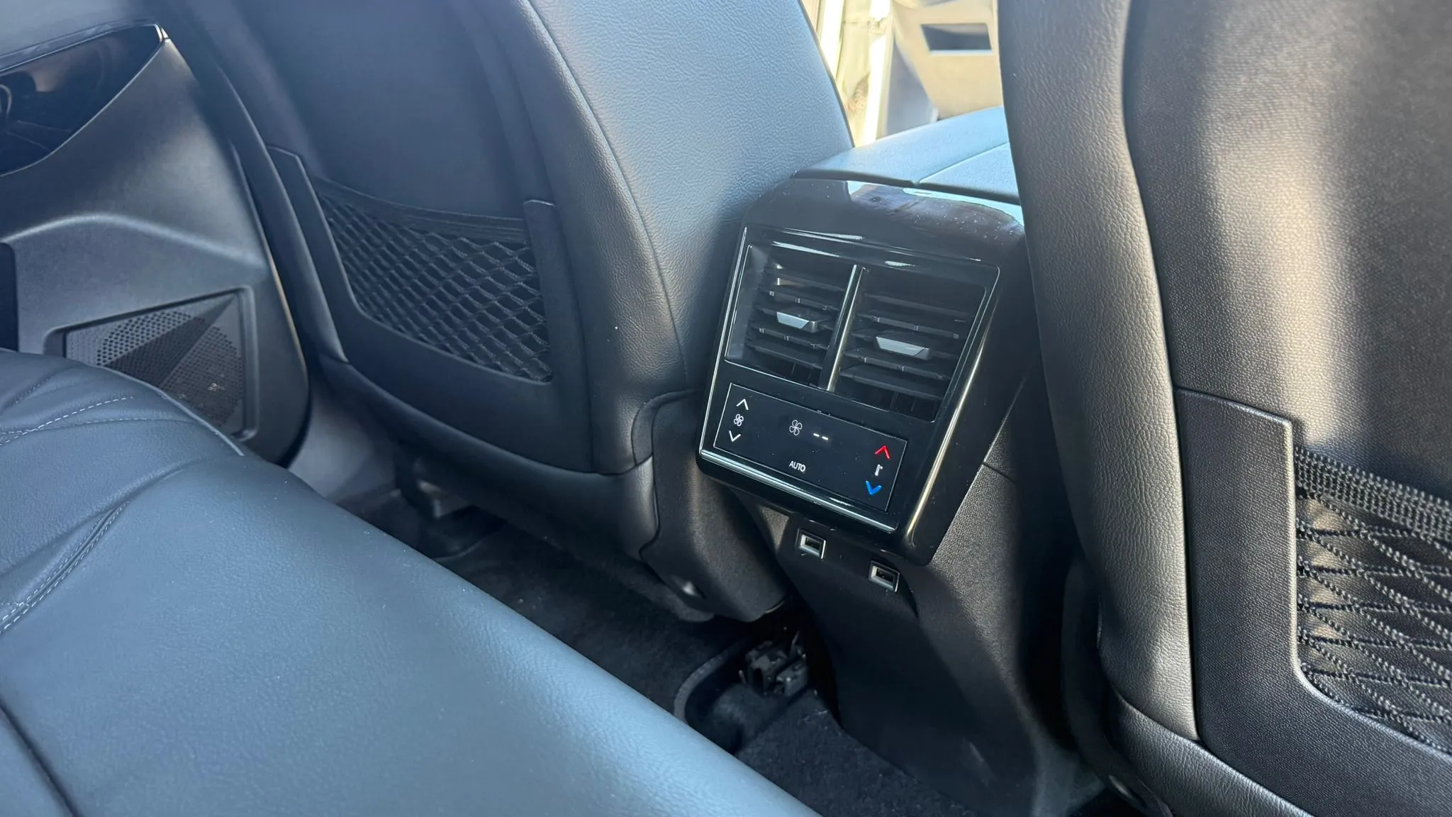 ds7 crossback e-tense 225, rivoli, samo 33.000km, kao nov - slika 20