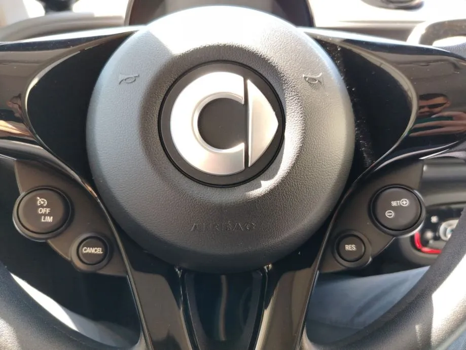 smart fortwo coupe smart eq - slika 14
