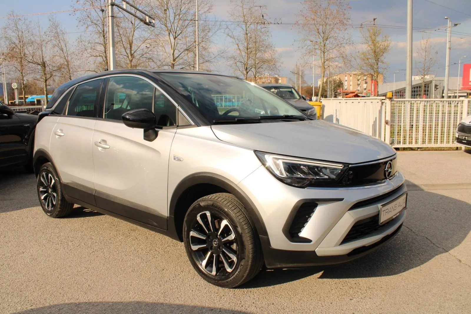 opel crossland 1.2 turbo automatik *led, navigacija* - slika 3