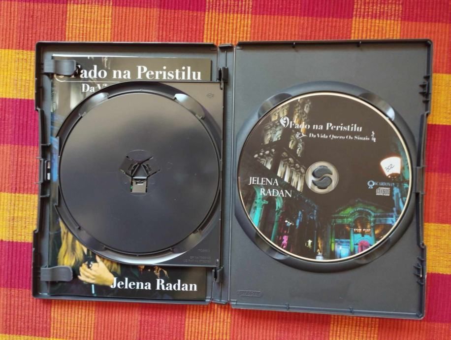 jelena radan - fado na peristilu; da vida quero os sinais (2dvd) - slika 4