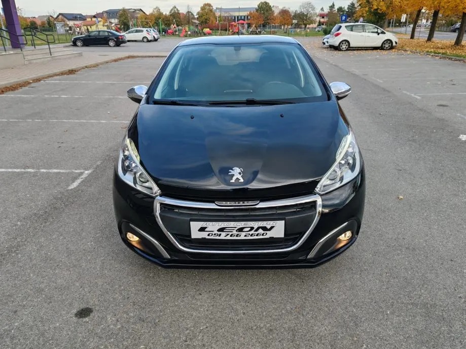 peugeot 208 1,2, 2018 god. 100 000 km , kartice 24/36 rata - slika 2