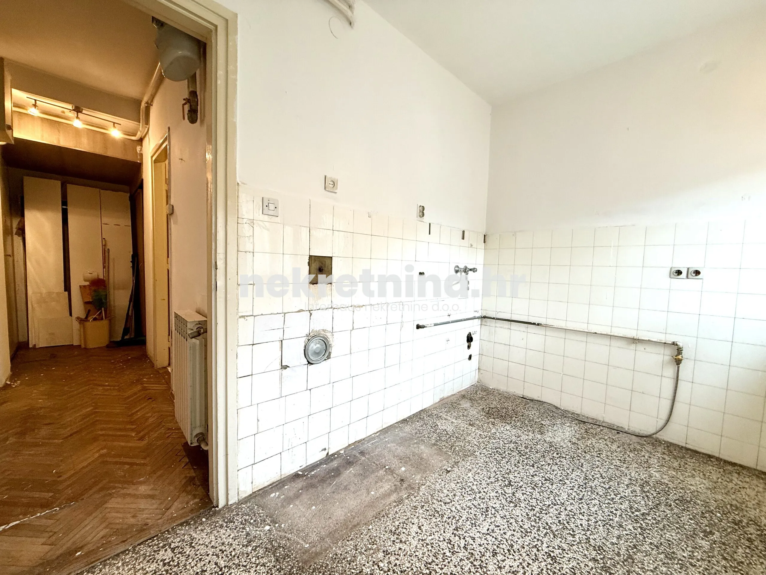 prodaja – jednosobni stan – donji grad – 35m2 - slika 7