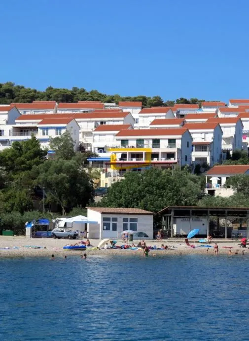 rijetka prilika, apartman u 1. redu do mora - slika 4