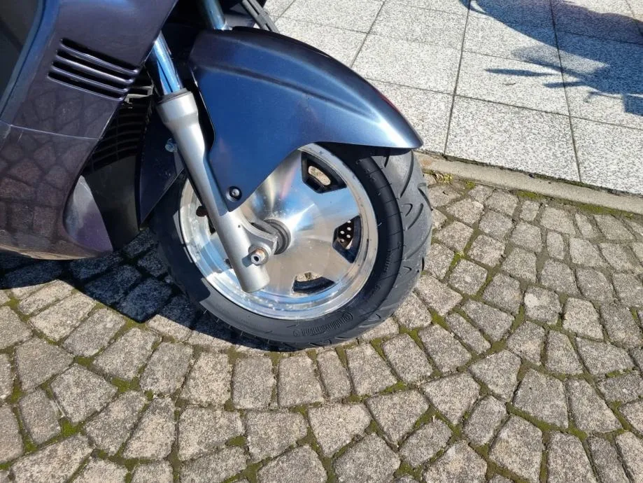 suzuki burgman 400, a2 kategorija, 2001 god. - slika 14