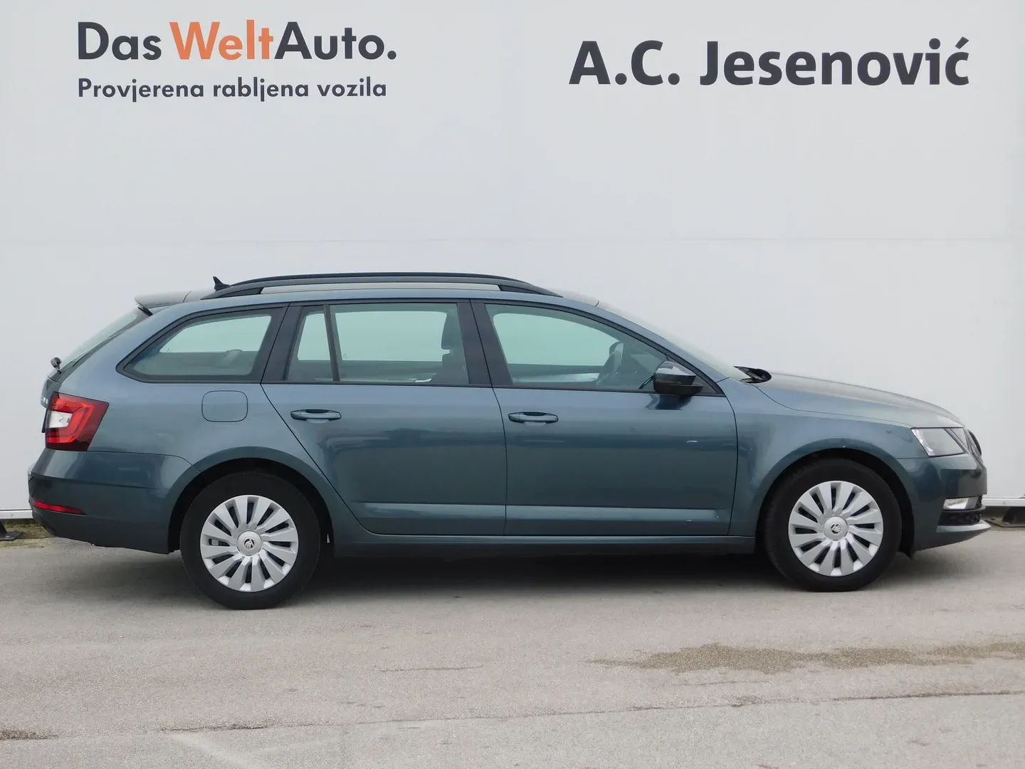 11176 škoda octavia combi ambition 1.6 tdi - slika 4
