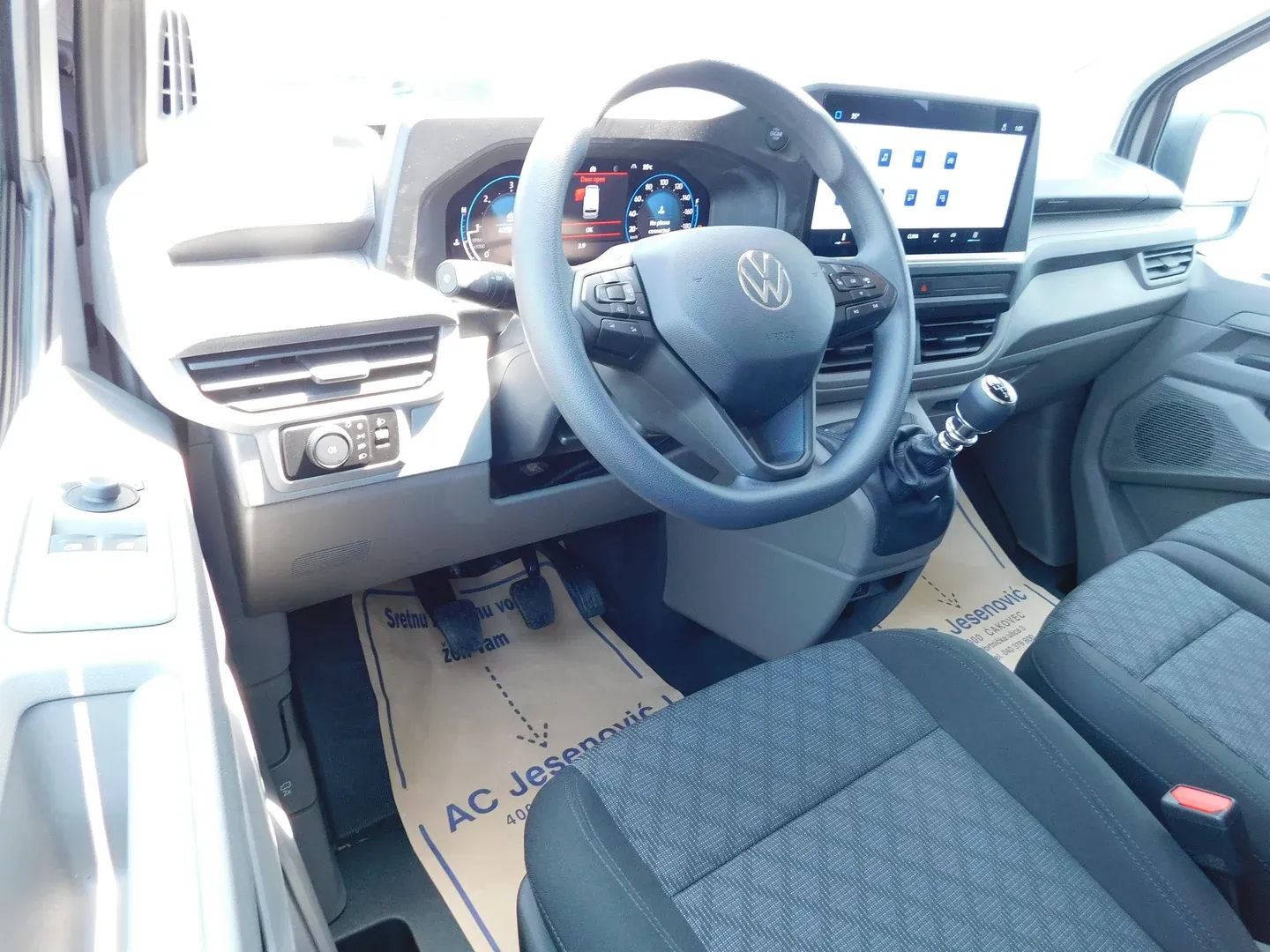12843 vw kombi transporter kombi l2 2.0 tdi - slika 8