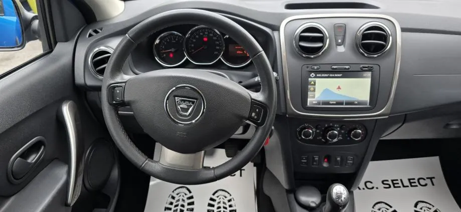dacia sandero tce - 110.000km - navi - klima - reg 1 god !!! - slika 12
