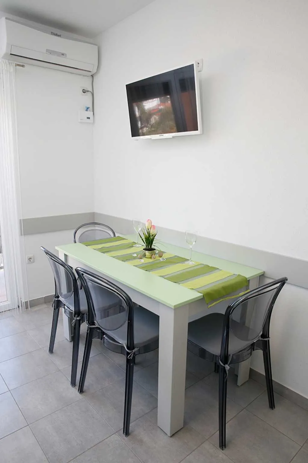 apartmani color - slika 28