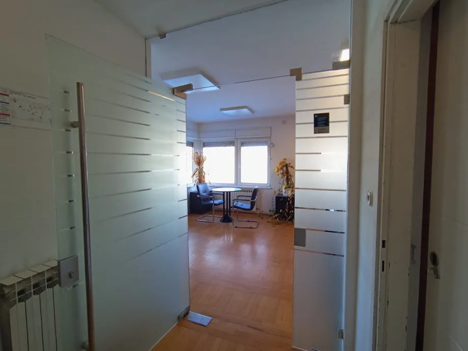 poslovni prostor: zagreb (kruge), 64 m2 (iznajmljivanje) - slika 9
