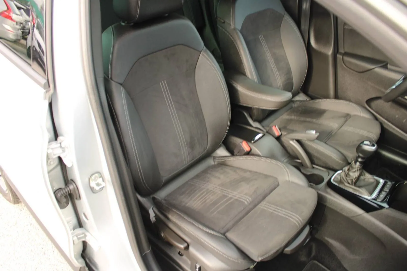 opel crossland 1.2 turbo ultimate *led, navigacija, kamera* - slika 12