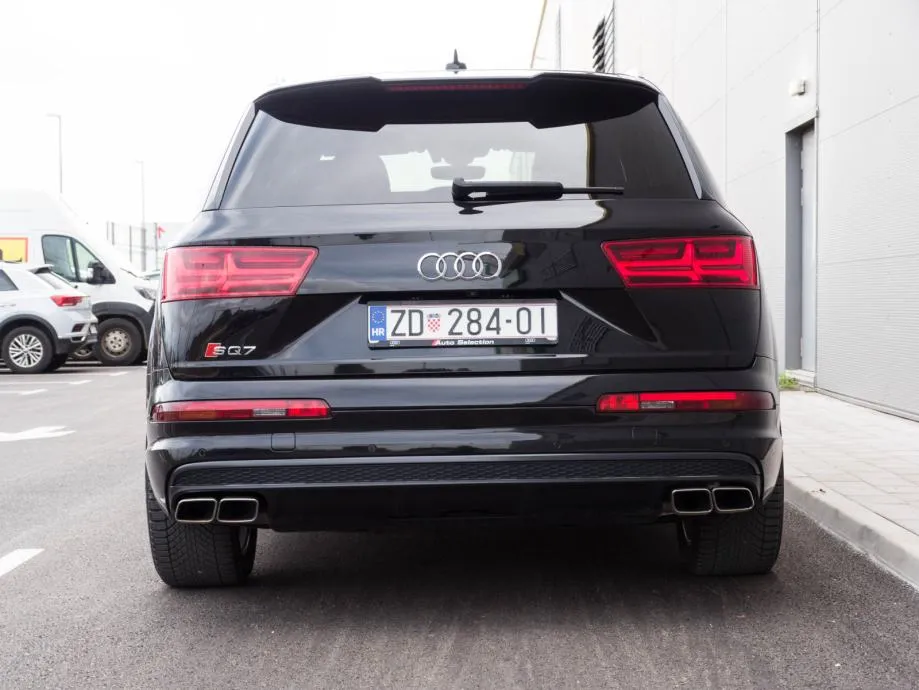 audi q7 3,0 tdi | 200 kw | s-line | 7 sjedala | bose hi-fi | virtual - slika 8