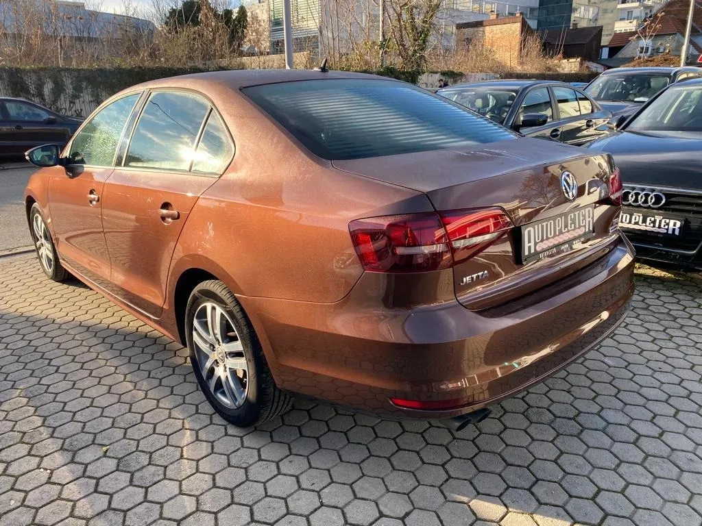 vw jetta 2.0 tdi comfortline, park. senzori, tempomat, 4x garancija! - slika 13