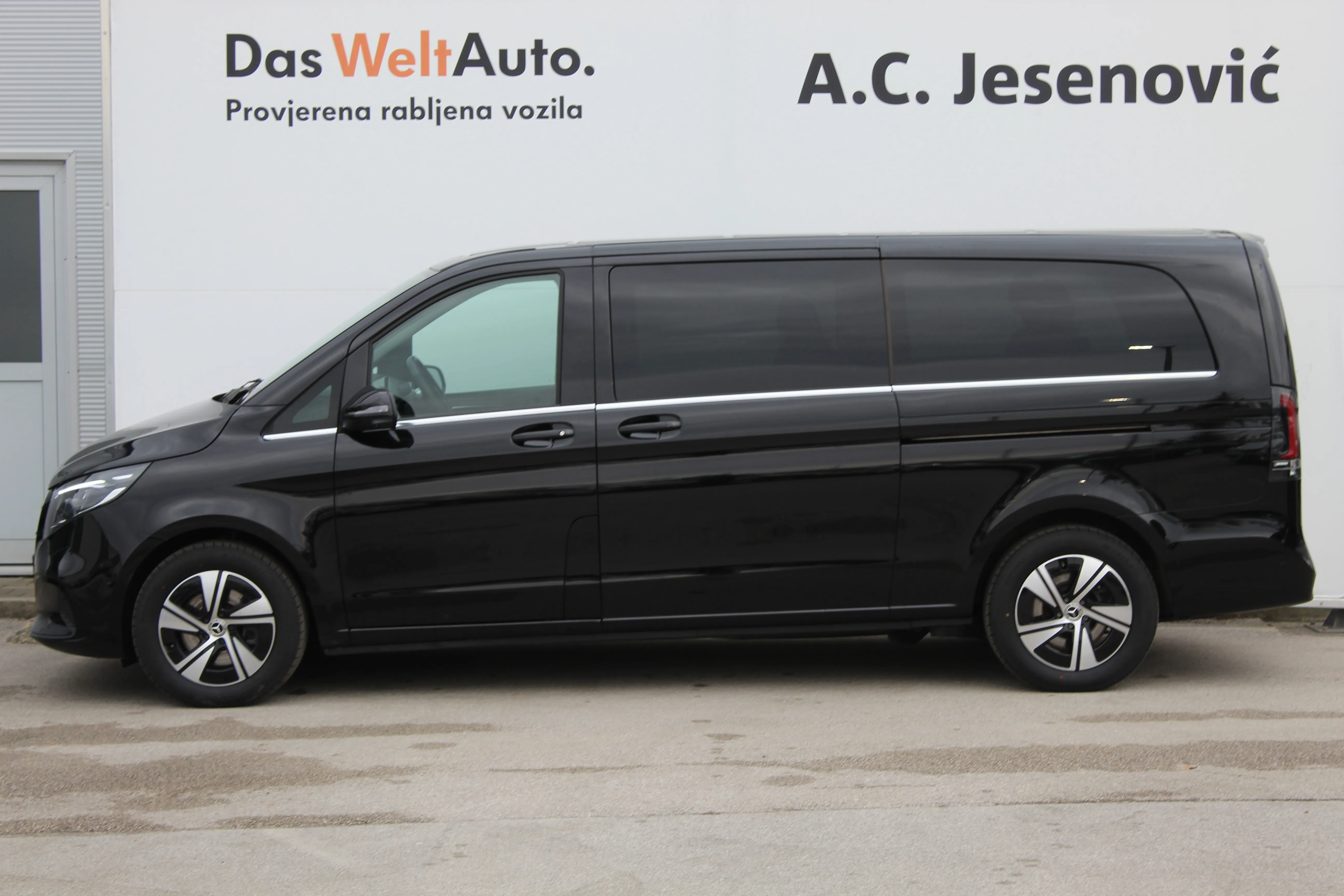 12031 mercedes-benz v 250 d avantgarde ekstradugi aut. - slika 6