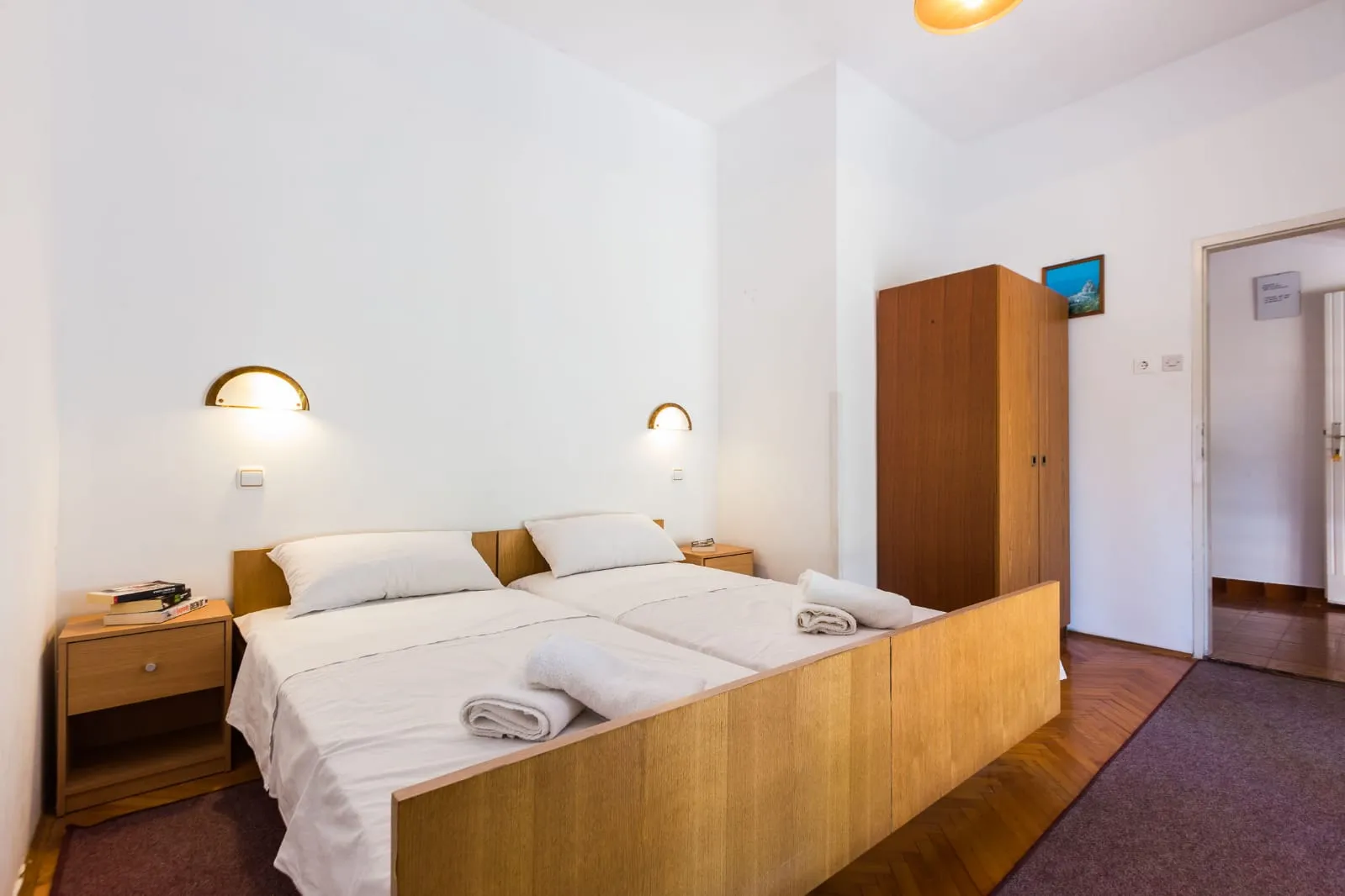 app 4+1 od 49 eura u prizemlju sa velikom terasom ,od plaže 100 metara - slika 19