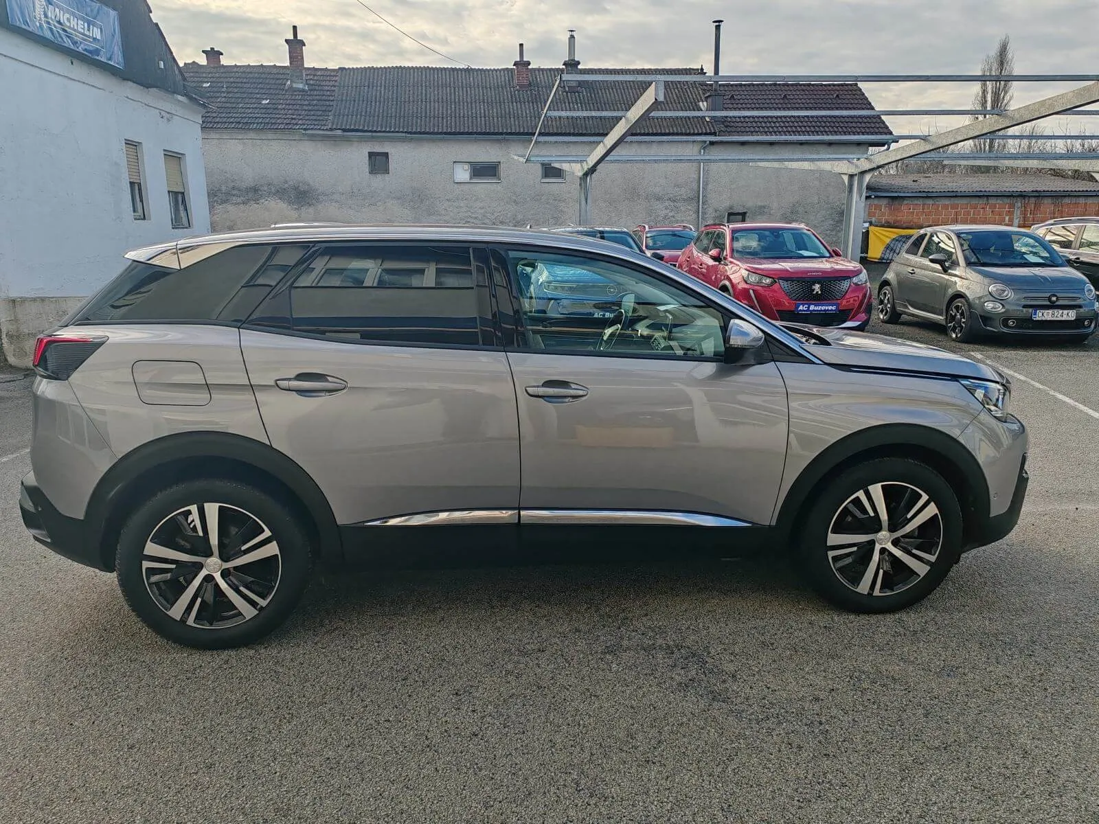 peugeot 3008 1,2 puretech - slika 9