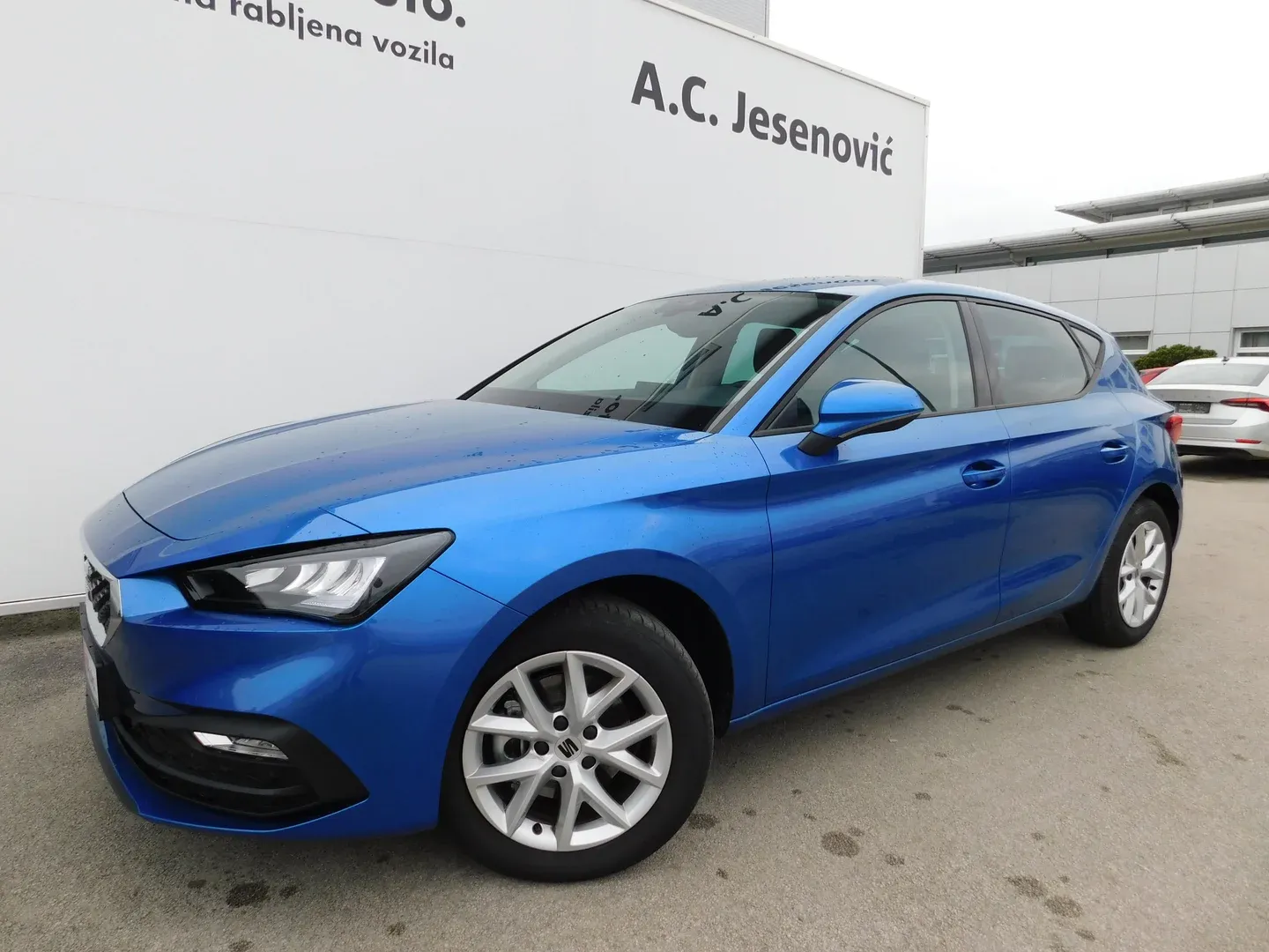 12920 seat leon 2.0 tdi evo style - slika 7