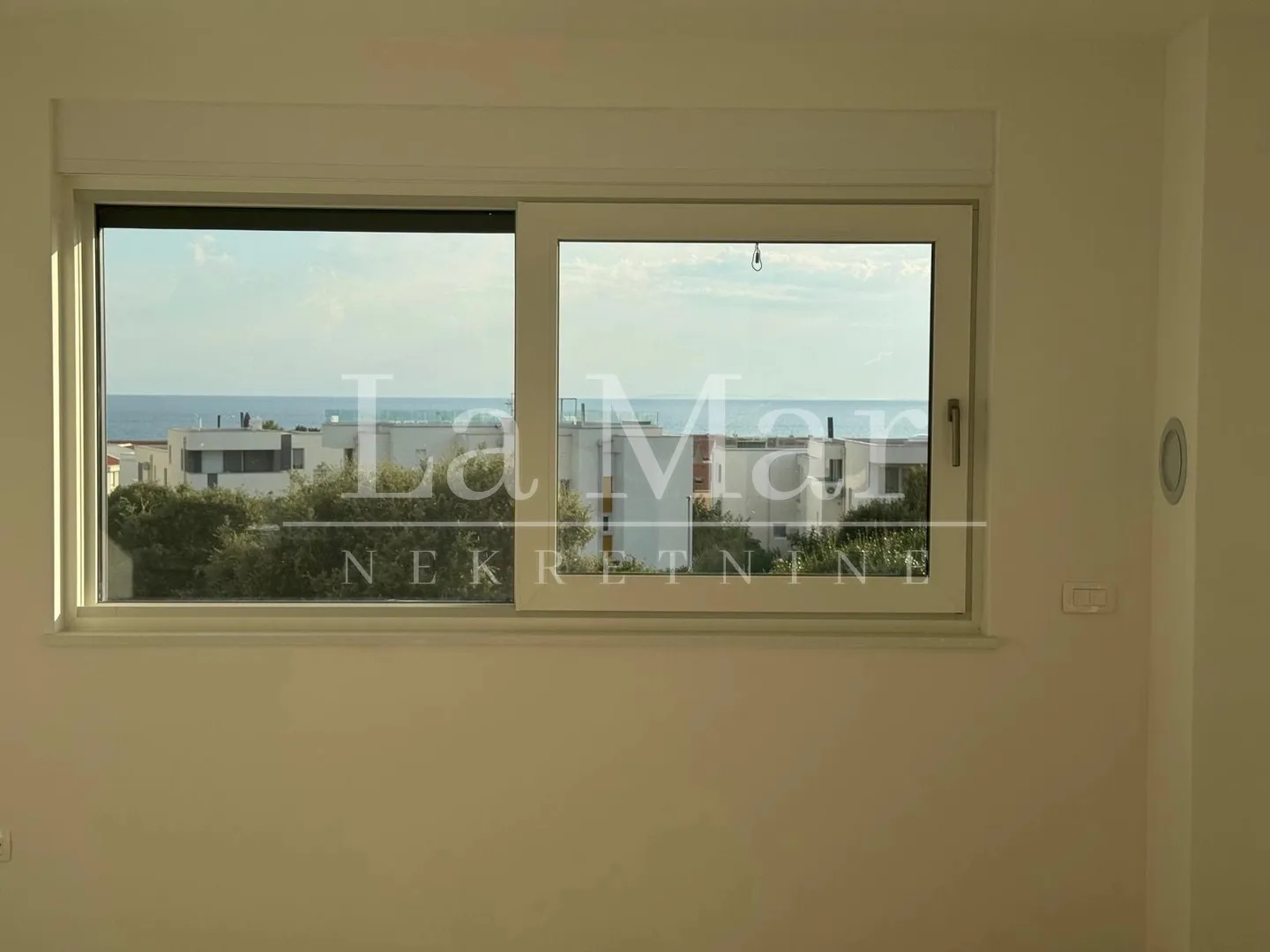 novalja- babe- ii kat- ap 3- 84,32 m2- 295.000 € - slika 10