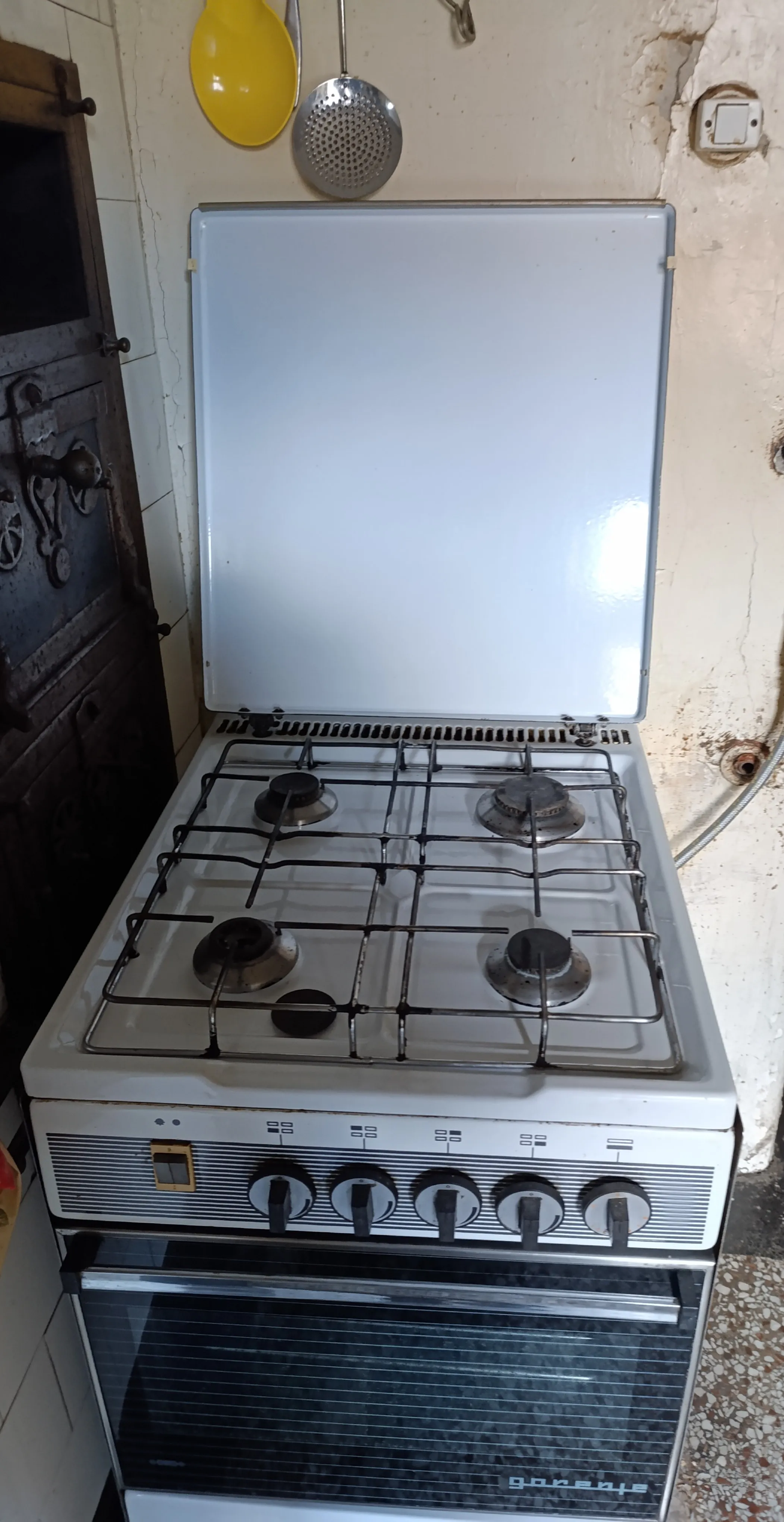 poklanjam namještaj sa slika - slika 4