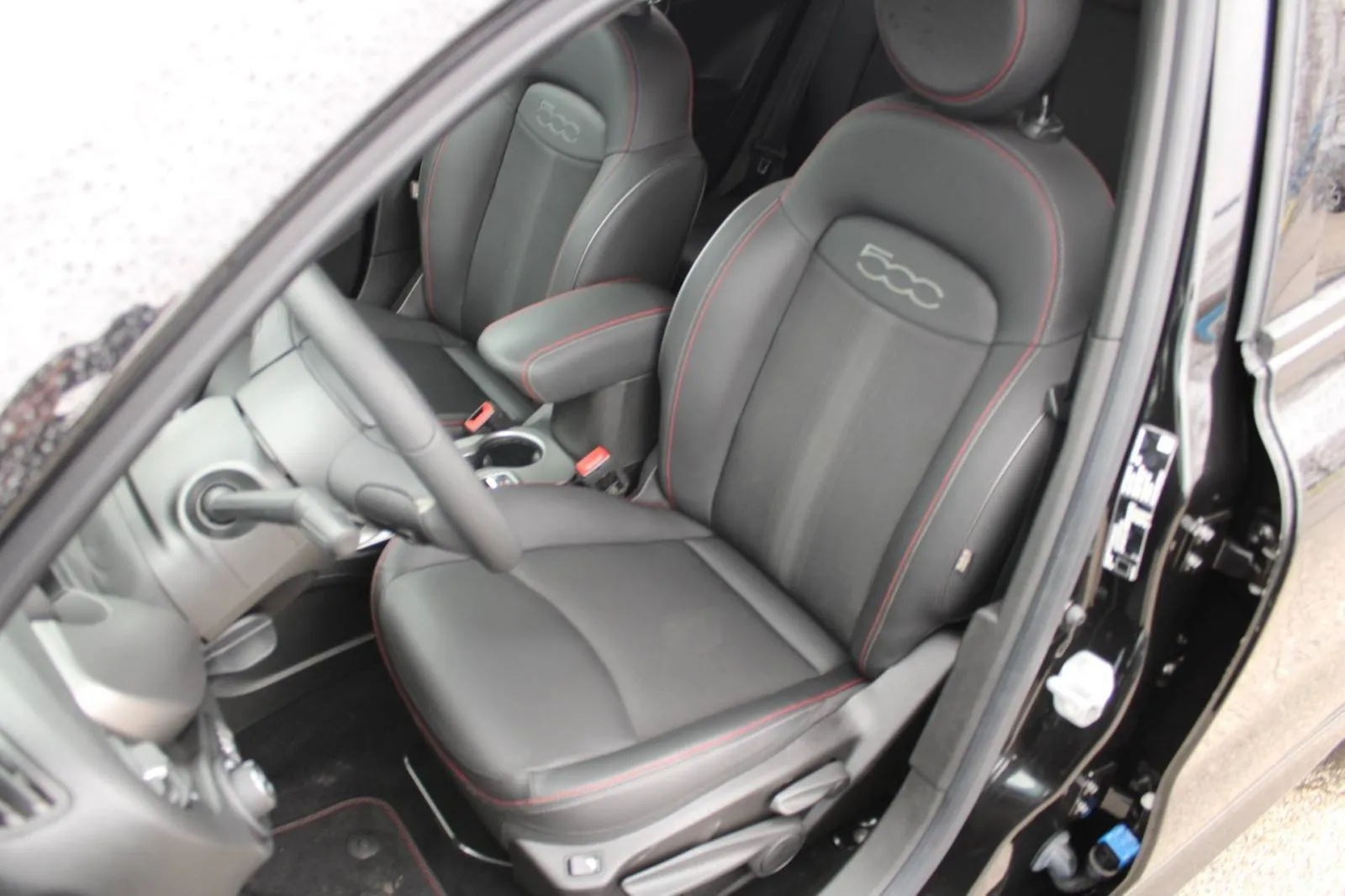 fiat 500x 1.3 gse 150ks sport automatik *led,navigacija,kamera* - slika 11