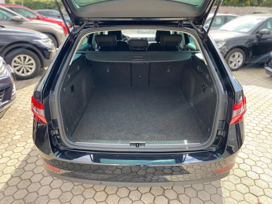 škoda superb combi 1,4 tsi plug-in hybrid executive dsg 4xgarancije - slika 6